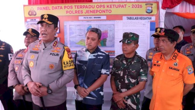 Kapolda Sulsel tinjau Pos Pengamanan Operasi Ketupat 2026 di Jeneponto &brvbar;|Ist_aswin@harian.news 