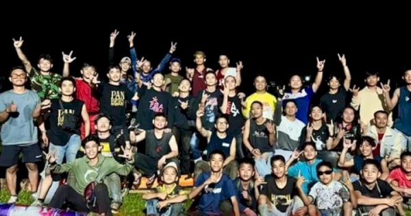 Ledakan yang Merawat Ingatan: Baraccung di Malam Takbiran Desa Pandak