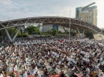 HARIAN FOTO: Ribuan Jamaah Shalat Ied di Karebosi Makassar
