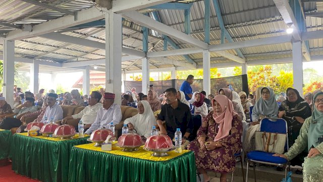 Gelaran Halal Bihalal Keluarga Besar Ar-Rahim Batang yang berlangsung di SMKS Arkanis Batang. (Foto: Gita/HN)