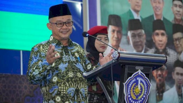 Menteri Pendidikan Dasar dan Menengah Republik Indonesia, Abdul Mu&rsquo;ti. (Foto: dok Humas Unismuh Makassar)