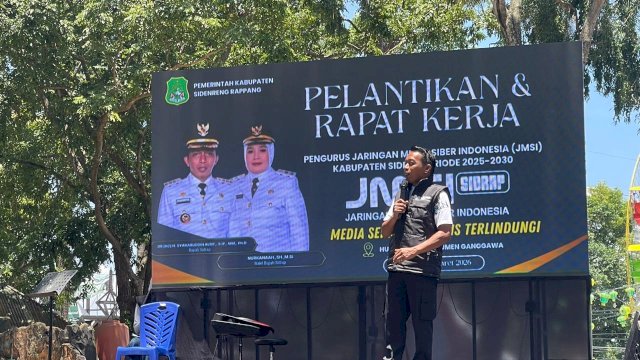 Bupati Sidrap, Syaharuddin Alrif saat di acara pelantikan JMSI Sidrap, Minggu (29/3).