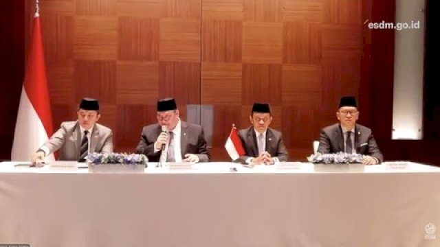 Menko Perekonomian Airlangga Hartarto saat mengumumkan kebijakan WFH nasional 2026 ||tangkaplayaryoutube_esdm