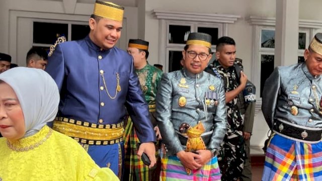 Bareng Kajati Sulsel, Andi Amar Ma&rsquo;ruf Hadiri Prosesi Mattompang Arajang Hari Jadi Bone ||handover