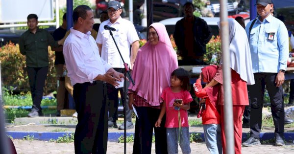 Mentan Amran Salurkan Rp1 Miliar untuk Anak Yatim dan Janda di Padang Pariaman