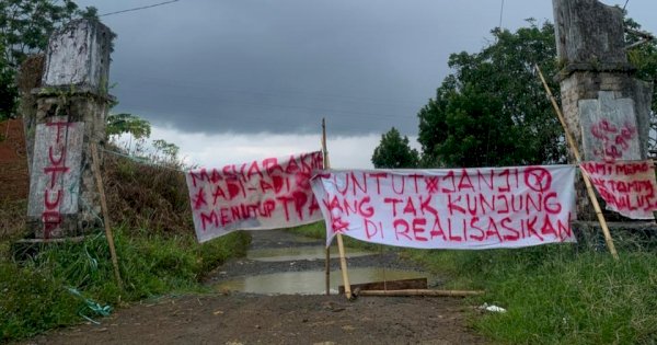 Akses TPA Ditutup, Masyarakat Botteng Ultimatum Pemkab Mamuju