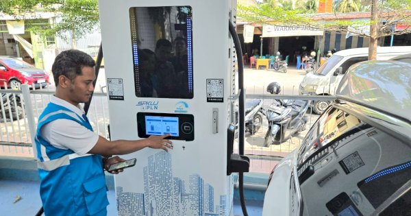 Penggunaan SPKLU PLN Sulselrabar Melonjak 3 Kali Lipat Saat Mudik Idulfitri 2026