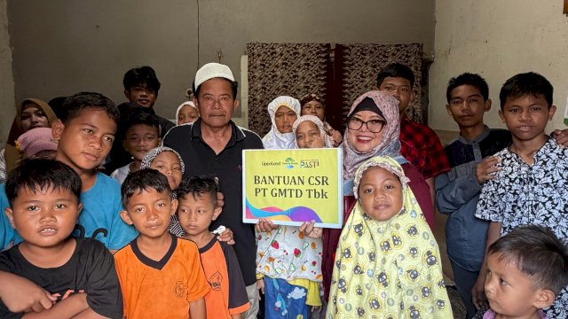Penyaluran donasi ke Lima panti asuhan. (Foto: GMTD)