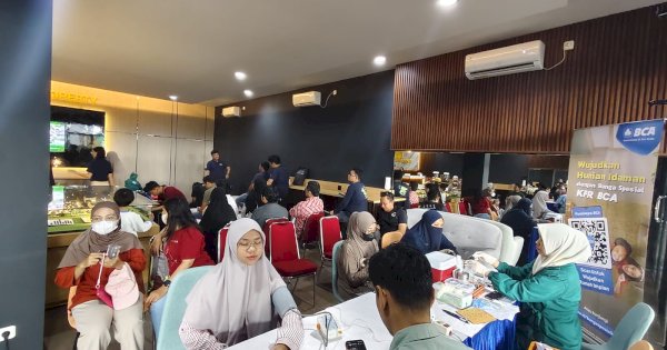Gandeng PMI Makassar, SMM Capital Group Adakan Donor Darah di Woodland Residence