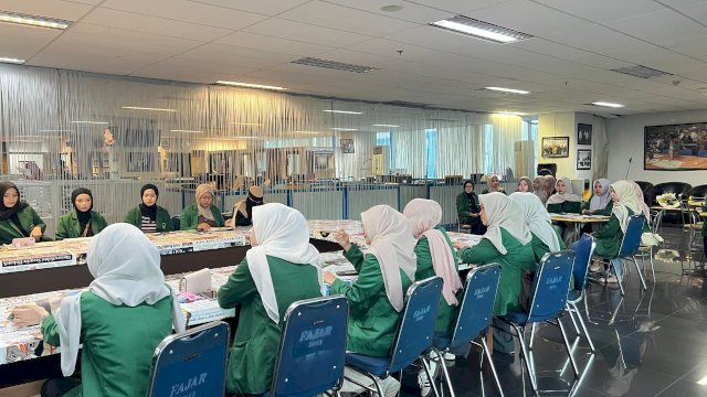 Mahasiswa UMI kunjungi Fajar Group di Makassar. (Dok. UMI)