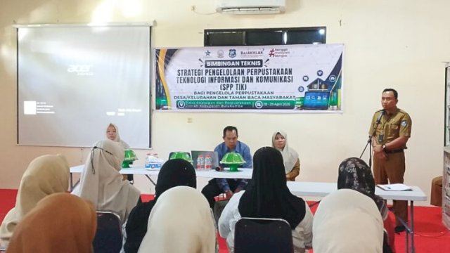 Bimtek perpustakaan berbasis TIK di Bulukumba diikuti 30 pengelola desa & taman baca,  MoU dengan Pustaka Aksara. (HO_doc:bimtekTIK)