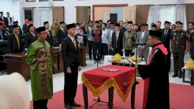 Fahmi Adam resmi dilantik sebagai Ketua DPRD Gowa. Bupati Husniah Talenrang minta penguatan sinergitas dan komunikasi antar lembaga. (doc_humas)