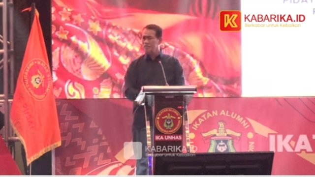 Amran Sulaiman kembali terpilih Ketum IKA Unhas. (Dok. Kabarika)