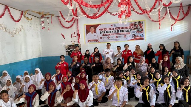 Kegiatan PMI Makassar di Sangkarrang. (Dok. PMI)