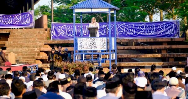 Salat Iduladha di RTH Syekh Yusuf, Bupati Gowa Ajak Warga Perkuat Kepedulian dan Persatuan