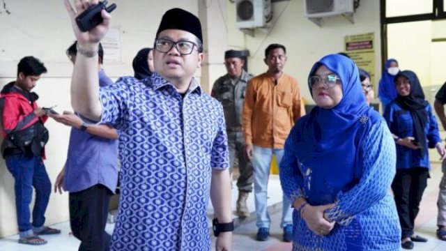 Wakil Bupati Gowa, Darmawangsyah Muin, meninjau langsung lokasi kebakaran di RSUD Syekh Yusuf, Jumat (29/5/2026). (HO_yos@harian.news) 