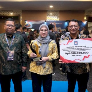 Komitmen Tekan Kemiskinan dan Stunting, Gowa Raih Penghargaan dari Kemendagri