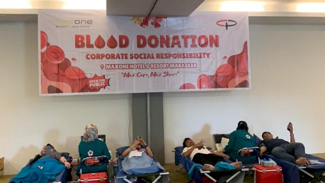 Donor darah rutin yang digelar MaxOne Hotel Makassar. (Dok. Gita/HN)