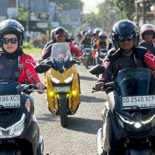 Ribuan Riders Ramaikan MAXi Yamaha Day 2026 di Lapangan Merdeka Bone