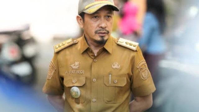 Camat Tamalanrea Andi Patiroi. Dok HN