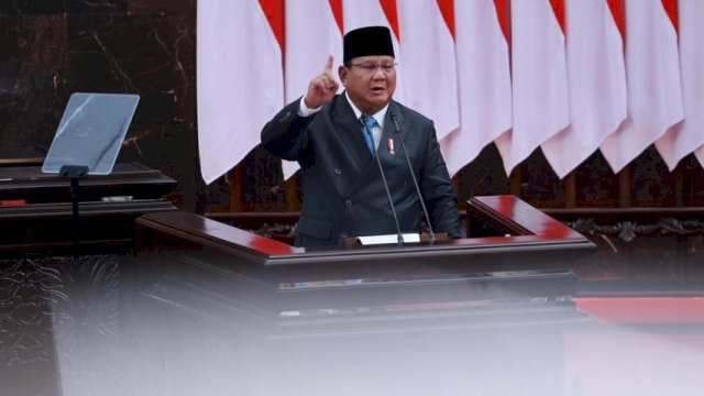 Presiden Prabowo Subianto saat menyampaikan pidato dalam Rapat Paripurna DPR RI di Gedung Nusantara, Jakarta, Rabu (20/5/2026). Prabowo menegaskan perang terhadap praktik backing aparat kepada pengusaha nakal. (tangkaplayar_IG@presidenrepublikindonesia)