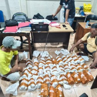 Polda Maluku Sita 825 Kg Merkuri Ilegal di Ambon, 2 Tersangka Ditangkap