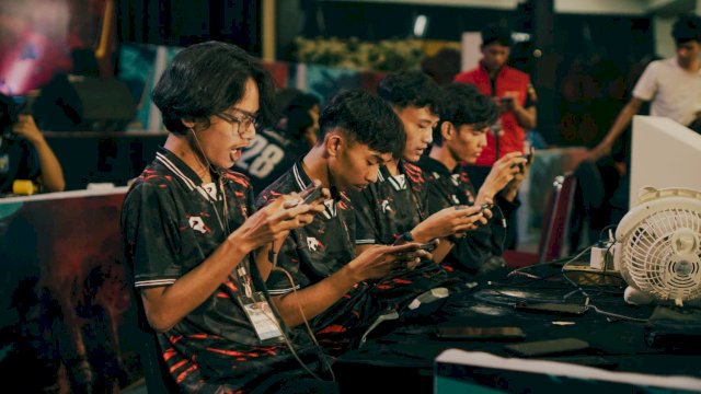 Peserta E-Sport Mulia Makassar diacara penutupan, Senin (15/6). (Dok. IBN/HN)