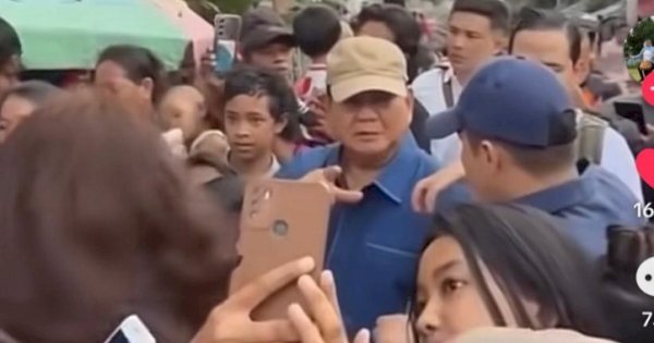 Lipstik Effect: Ketika Rakyat Disuruh Tenang Soal Dolar, Dapur Rumah Pilih Bertahan Cara Sendiri