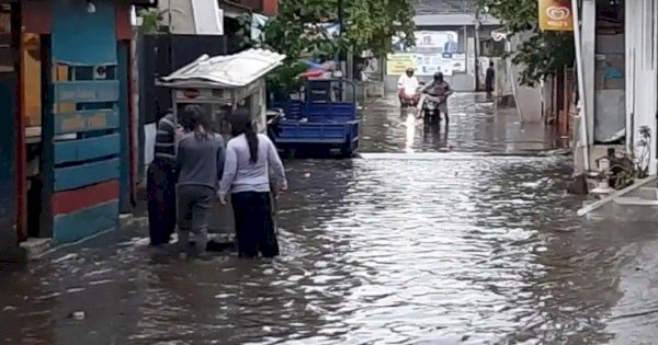Banjir Jakarta Pagi Ini: 12 RT Terdampak, Wilayah Jaksel Ini Terendam hingga 50 Cm