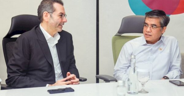 Perkuat Ekosistem Ketenagakerjaan, Kemnaker Teken MoU dengan Wadhwani dan Indosat
