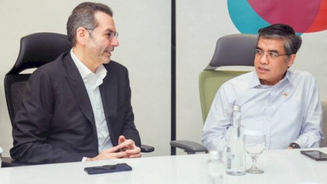 Perkuat Ekosistem Ketenagakerjaan, Kemnaker Teken MoU dengan Wadhwani dan Indosat ||(foto_birohumaskemnaker)