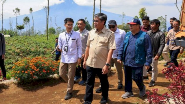 Kemnaker Siapkan Pelatihan Agroforestry untuk Perluas Peluang Kerja Warga Garut || (foto_birohumaskemnaker)