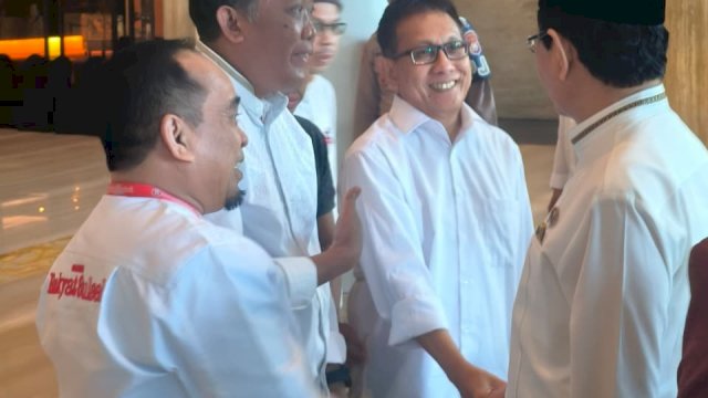 Ketua PWI Sulsel, Suwardi Thahir bersama pimpinan media silaturahmi dengan Menag di Makassar. (Dok. HSN/HN)