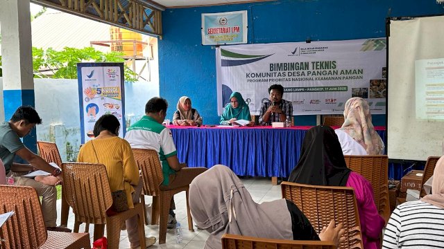 BBPOM di Makassar menggelar Bimtek Komunitas Desa di Desa Padanglampe, Kabupaten Pangkajene dan Kepulauan (Pangkep). (Dok. ASW)