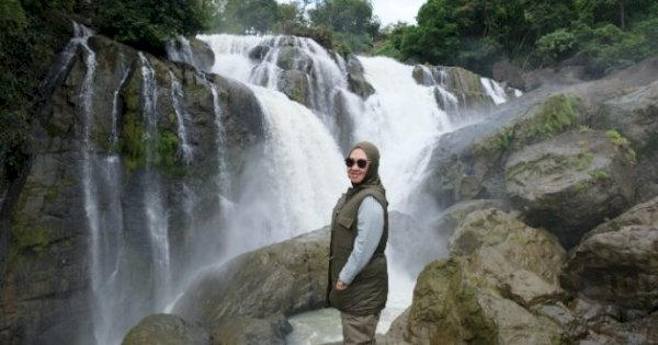 Bupati Gowa Promosikan Wisata Bungaya: Air Terjun Depa & Glamping Pinus