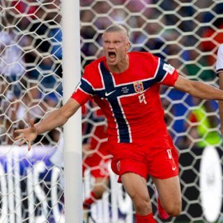 Debut Manis! Haaland 2 Gol, Norwegia Ganyang Irak 4-1