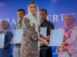 Dari Jatimulyo, Menpar Tebar Sertifikat Halal ke 34 Provinsi