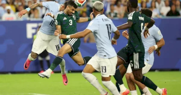 Drama Grup H: Uruguay vs Arab Saudi Berakhir Seri