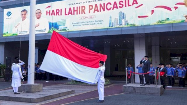 Suasana khidmat upacara peringatan Hari Lahir Pancasila di Plaza Kantor Kemnaker, Jakarta, Senin (1/6/2026) (Foto_birohumaskemnaker)