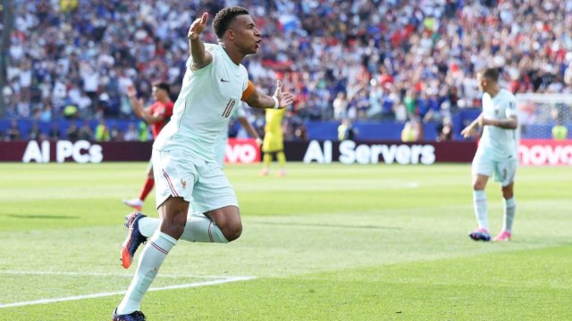Kylian Mbappe merayakan gol pembuka saat Prancis mengalahkan Maroko 2-0 pada perempat final Piala Dunia 2026 (foto_X@FabrizioRomano) 