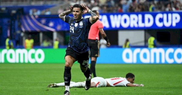 Comeback Dramatis! Argentina Libas Inggris 2-1 di Semifinal