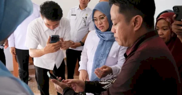 Bupati Gowa Pastikan Bantuan Miskin Ekstrem Tepat Sasaran