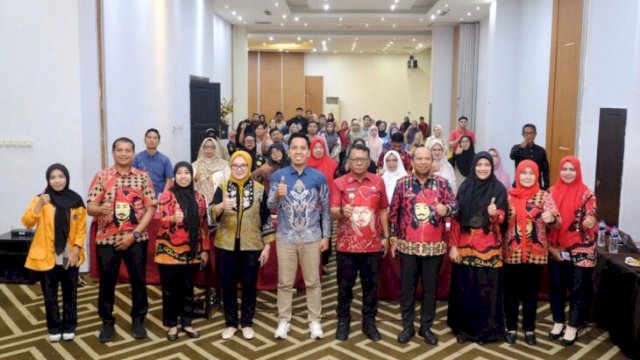 Pemkab membekali para pelaku UMKM Gowa agar bisa bersinergi dengan retail modern ||(Foto_humaskab) 