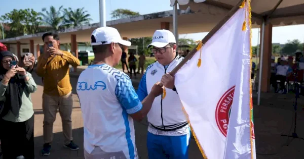 Wabup Gowa Lepas 142 Atlet Porsenijar 2026, Bidik Juara Umum di Sidrap