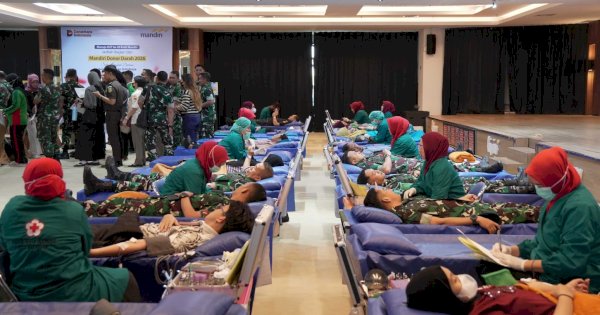 251 Kantong Darah Terkumpul dalam Donor Akbar Bank Mandiri Regional X Sulawesi-Maluku