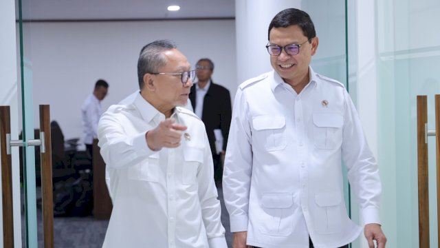 Kepala BPOM RI, Taruna Ikrar hadiri Rakortas Bidang Pangan yang dipimpin Menteri Koordinator Bidang Pangan Zulkifli Hasan di Graha Mandiri, Jakarta, Senin (20/7/2026). (Dok. HN)