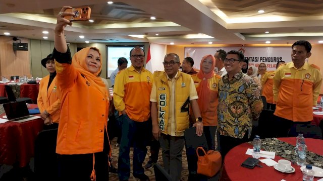Komitmen Golkar Sulsel. 