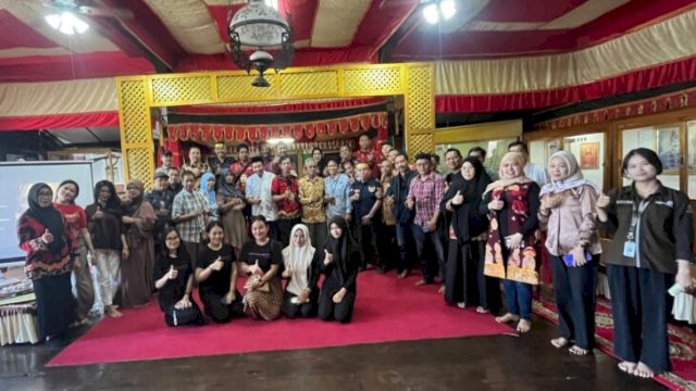 Generasi muda memadati Museum Balla Lompoa dalam kajian sejarah Karaeng Patingalloang yang digagas Disparbud Gowa, Kamis (4/6/2026) ||(foto_disparbudgowa) 