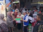 PMI Makassar Salurkan 100 Paket Bantuan untuk Korban Kebakaran di Tallo