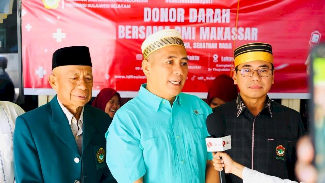 Ketua PMI Makassar yang juga Anggota DPR RI, Syamsu Rizal MI diacara donor darah LDII Sulsel. (Dok. HN)